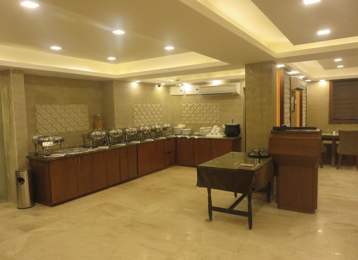 Clarks Inn Srinagar Exterior foto