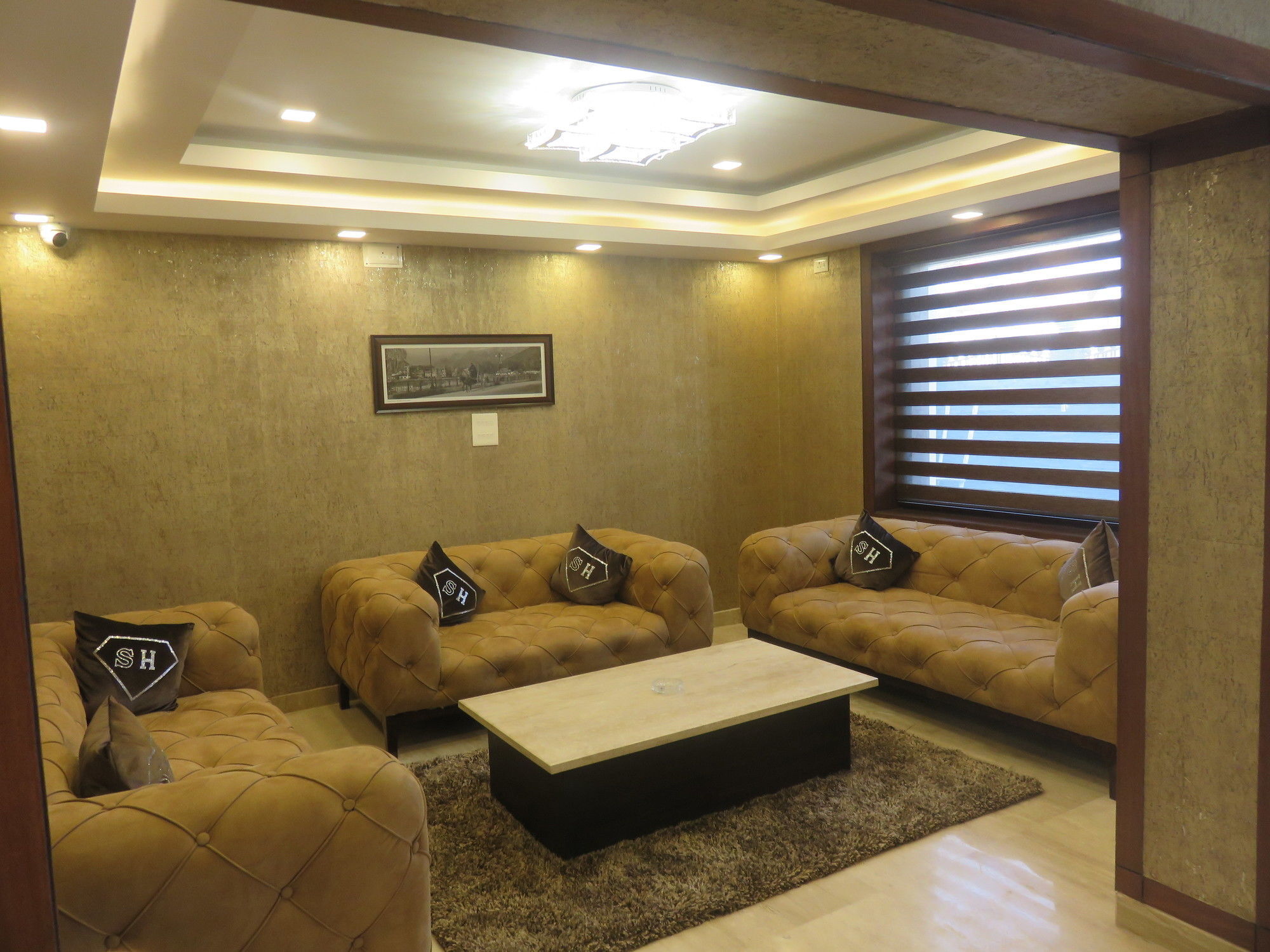 Clarks Inn Srinagar Exterior foto